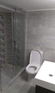 Ανακαίνιση μπάνιου στην Κυψέλη