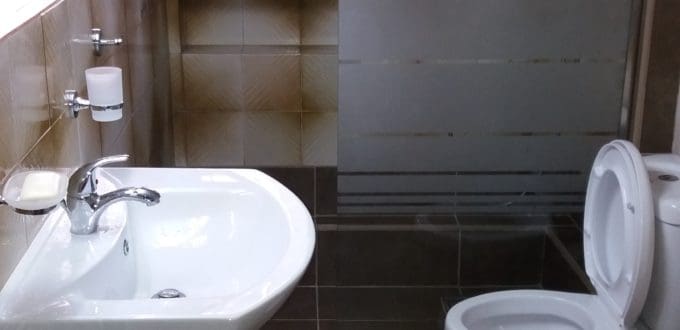 Αλλαγή μπανιέρας σε ντουζιέρα