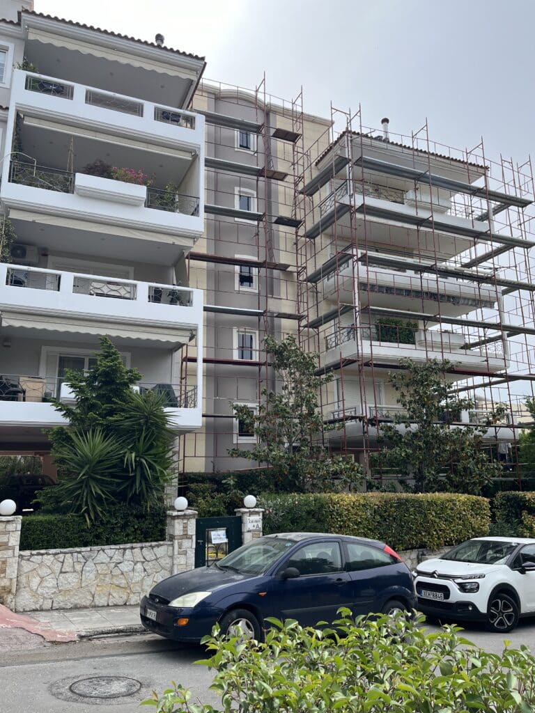 Συντήρηση κτιρίων βάψιμο όψεων